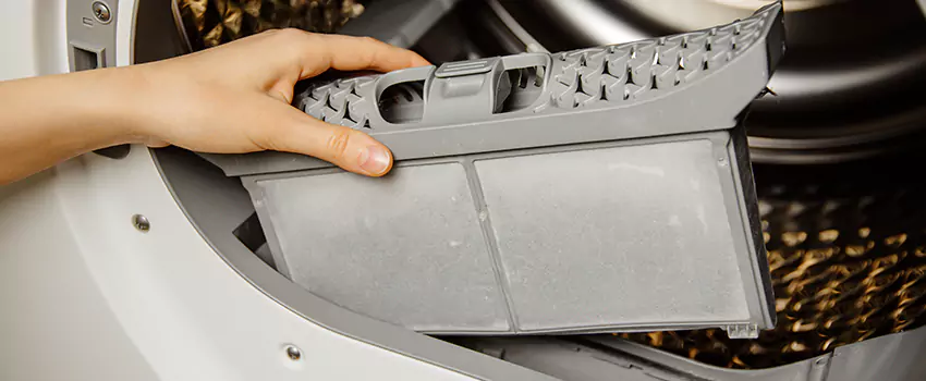 Signs Of A Clogged Dryer Lint Trap in Mount Vernon, Washington